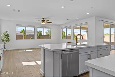 5274 S Cobblestone Street, Gilbert, AZ 85298 - Photo 8