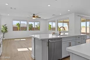 5274 S Cobblestone St, Gilbert, AZ 85298 - Photo 8