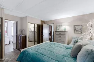 305 S Val Vista Dr, Mesa, AZ 85204 - Photo 10