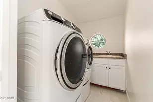 3733 E Adobe Dr, Phoenix, AZ 85050 - Photo 38