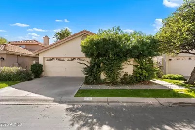 61 E Dawn Drive, Tempe, AZ 85284 - Photo 1