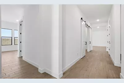 620 E Coho Drive, San Tan Valley, AZ 85140 - Photo 12