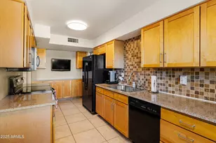 3600 N 5th Ave, Phoenix, AZ 85013 - Photo 8