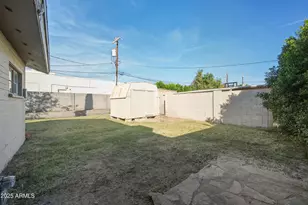 1602 E Palo Verde Dr, Phoenix, AZ 85016 - Photo 16