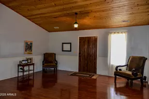 685 Kuhn Rd, Pinedale, AZ 85934 - Photo 16