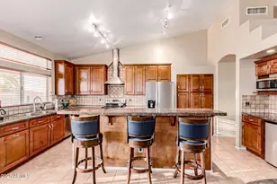 572 N Kingston St, Gilbert, AZ 85233 - Photo 10