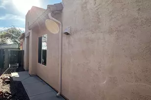 8076 S Spur Trail Ct, Gold Canyon, AZ 85118 - Photo 2