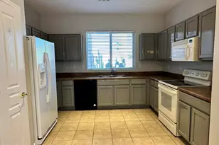 8076 S Spur Trail Ct, Gold Canyon, AZ 85118 - Photo 6