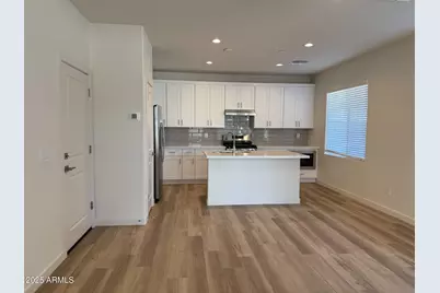 640 W Laredo Street, Chandler, AZ 85225 - Photo 2