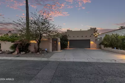 5028 N Scottsdale Road, Paradise Valley, AZ 85253 - Photo 2