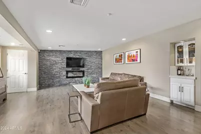 5028 N Scottsdale Road, Paradise Valley, AZ 85253 - Photo 6