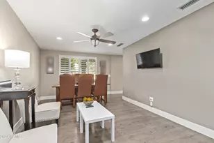 5028 N Scottsdale Rd, Paradise Valley, AZ 85253 - Photo 8