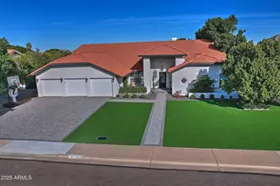 1844 E Leland Cir, Mesa, AZ 85203 - Photo 2