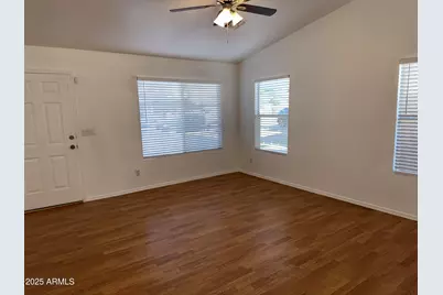 1319 W Michelle Drive, Phoenix, AZ 85023 - Photo 12