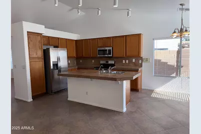 1319 W Michelle Drive, Phoenix, AZ 85023 - Photo 10