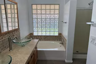 1319 W Michelle Dr, Phoenix, AZ 85023 - Photo 6