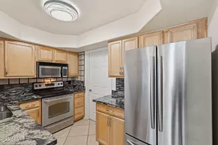 17017 N 12th St, Phoenix, AZ 85022 - Photo 4