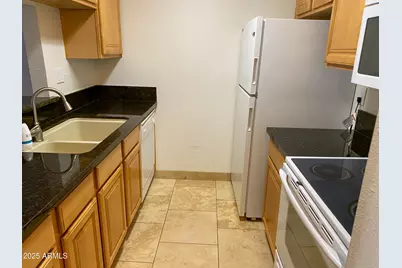 14203 N 19th Avenue #1055, Phoenix, AZ 85023 - Photo 4