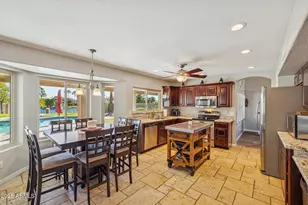 919 S Paradise Dr, Gilbert, AZ 85233 - Photo 14