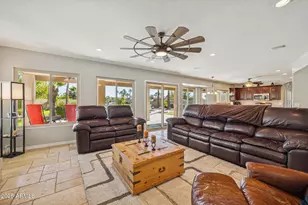 919 S Paradise Dr, Gilbert, AZ 85233 - Photo 16