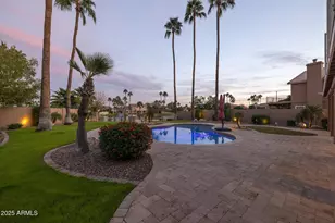 919 S Paradise Dr, Gilbert, AZ 85233 - Photo 58