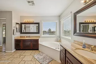 919 S Paradise Dr, Gilbert, AZ 85233 - Photo 52