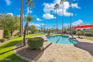 919 S Paradise Dr, Gilbert, AZ 85233 - Photo 32