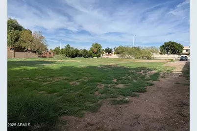 1605 E Chandler Boulevard #26, Chandler, AZ 85225 - Photo 1