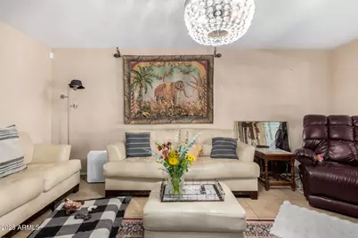 3809 W Rue De Lamour Avenue, Phoenix, AZ 85029 - Photo 6