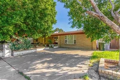 3809 W Rue De Lamour Avenue, Phoenix, AZ 85029 - Photo 2