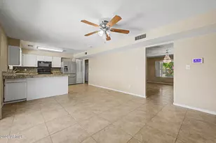 3809 W Rue De Lamour Ave, Phoenix, AZ 85029 - Photo 10