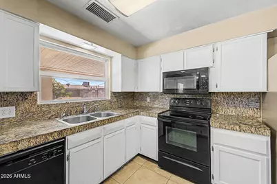 3809 W Rue De Lamour Avenue, Phoenix, AZ 85029 - Photo 14