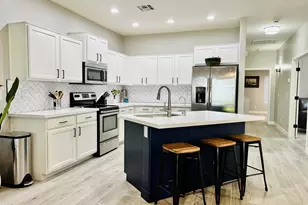 492 E Rainbow Dr, Chandler, AZ 85249 - Photo 2