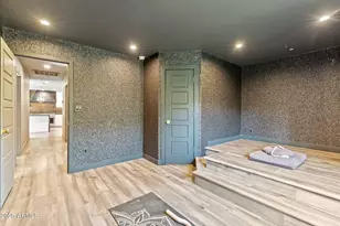 9046 N 28th St, Phoenix, AZ 85028 - Photo 24