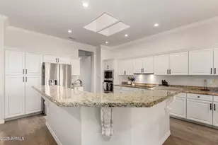 17121 W Whitmore Hall Ln, Surprise, AZ 85387 - Photo 12