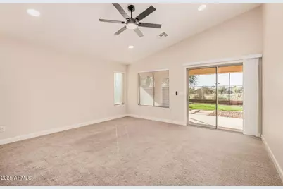 21978 N Dietz Drive, Maricopa, AZ 85138 - Photo 6