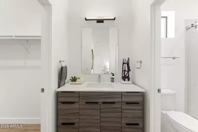 4220 N 32nd Street #35, Phoenix, AZ 85018 - Photo 18