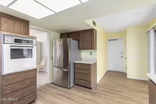 13335 W Hardwood Dr, Sun City West, AZ 85375 - Photo 10