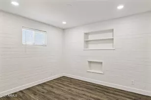 1542 E Turquoise Ave, Phoenix, AZ 85020 - Photo 16