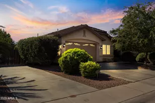 44545 W Vineyard St, Maricopa, AZ 85139 - Photo 2