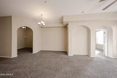 14575 W Mountain View Boulevard #Unit 10125, Surprise, AZ 85374 - Photo 10