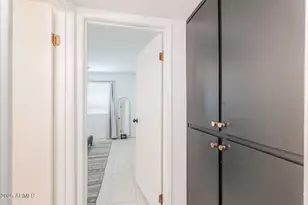 7625 E Camelback Rd, Scottsdale, AZ 85251 - Photo 18