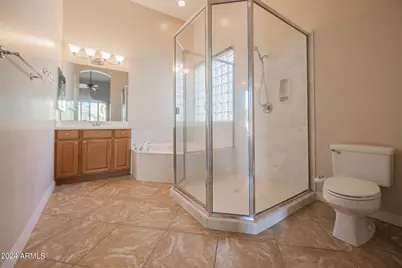 2902 E Gary Way, Phoenix, AZ 85042 - Photo 12