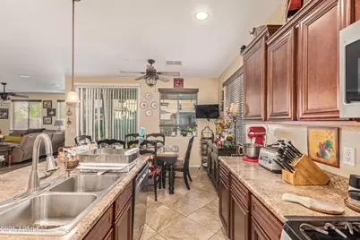 3238 E Ridgewood Lane, Gilbert, AZ 85298 - Photo 12