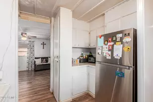 19401 N 7th St, Phoenix, AZ 85024 - Photo 16