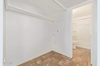 5906 N 48th Avenue, Glendale, AZ 85301 - Photo 10