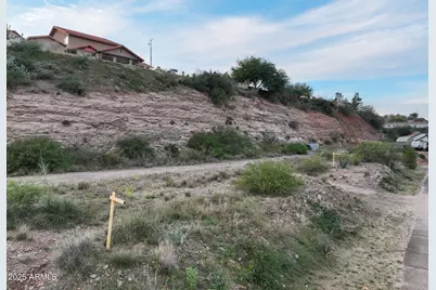 112 N Pinaleno Pass Pass #112, Globe, AZ 85501 - Photo 2