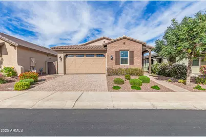 19874 W Devonshire Avenue, Litchfield Park, AZ 85340 - Photo 4