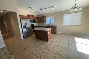 1789 W Desert Mountain Dr, San Tan Valley, AZ 85144 - Photo 2