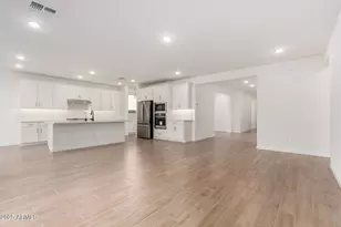 7736 W Coyote Dr, Peoria, AZ 85383 - Photo 12